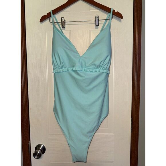 NWOT Old Navy V-Neck Ruffle-Trim Cutout One-Piece Swimsuit Size 3X - Picture 6 of 14
